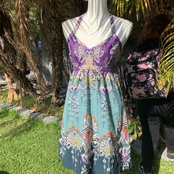 “EXPRESS YOURSELF” Dress by Express 💜💛💚 - Picture 4 of 8